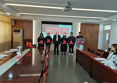 经济学教研室成功举办2021-2022学年第1学期《西方经济学》“发表式”学科竞赛