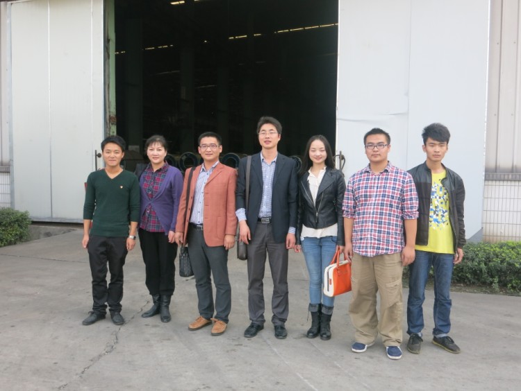 永利集团yl6809老师赴杭州看望实习实训学生