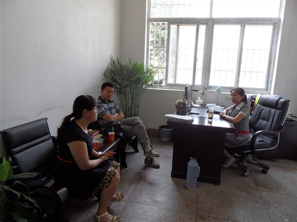 认真学习促提高 热情服务在基层——永利集团yl6809暑期社会实践队赴太湖团县委实地调研