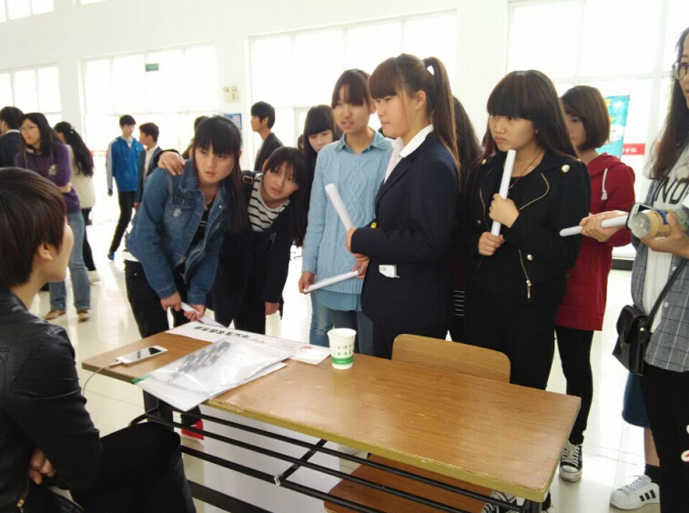 永利集团yl6809组织开展用人单位与2015届毕业生双选会