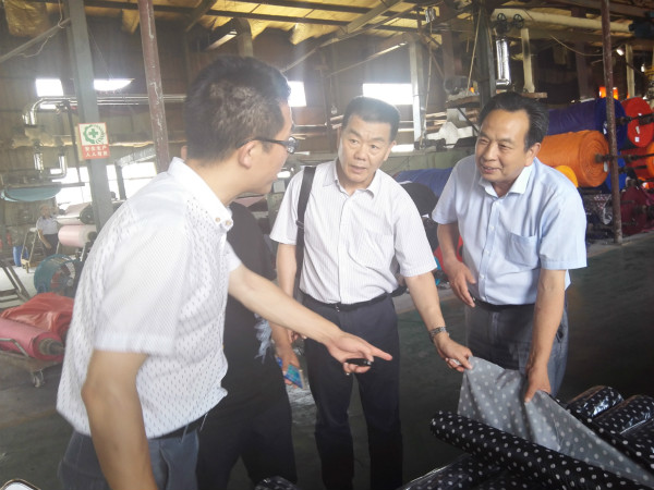 yl6809永利官网赴枞阳县开展电子商务产业发展专项调研