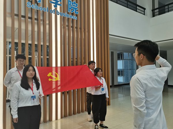 永利集团yl6809举行预备党员入党宣誓仪式