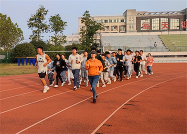 就现在，跑起来！——永利集团yl6809开展“院长跑步日”活动