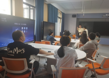 聚焦审核评估 持续推进青年教师培养——永利集团yl6809开展智慧教室使用培训活动