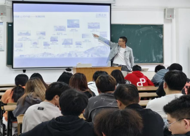 永利集团yl6809联手三酉电子商务有限公司开展校园招聘会