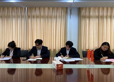 永利集团yl6809组织召开新学期思想座谈会