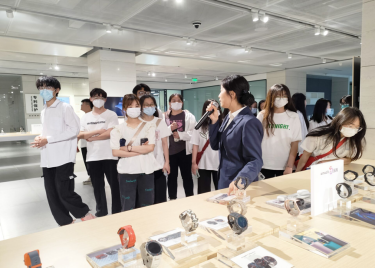 永利集团yl6809组织电子商务专业学生进企业参观学习