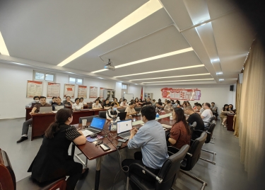 “聚焦审核评估 狠抓基础工作质量”——永利集团yl6809开展三纲两书一对一服务