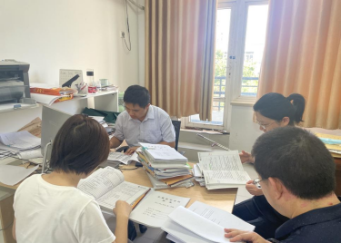永利集团yl6809开展学期初教案讲稿材料专项检查活动