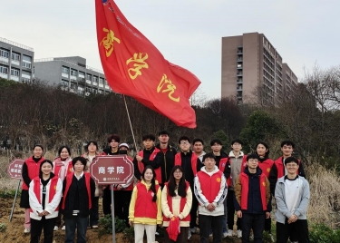 劳动教育正当时—永利集团yl6809学生开展 “沉浸式”劳动
