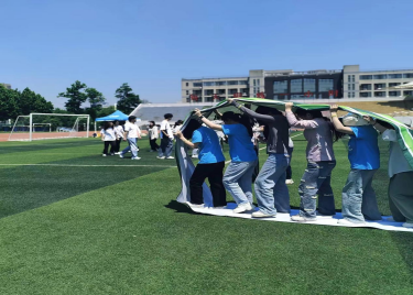 风火轮舞，精神团圆 ——永利集团yl6809举办风火轮心理小游戏
