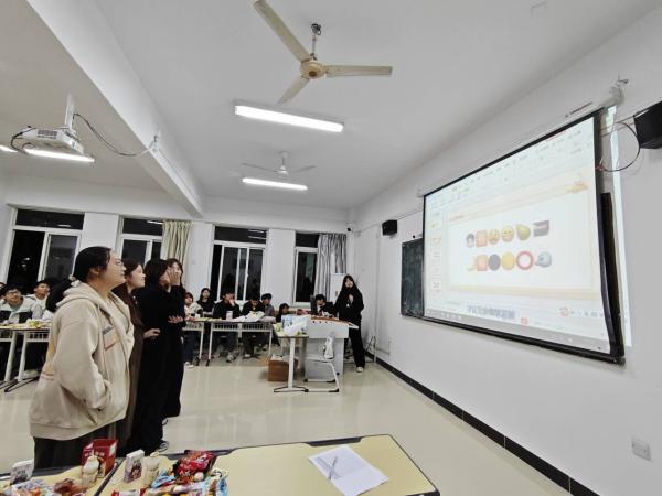 "C:\Users\王洁\Desktop\图片2600.jpg"