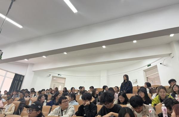 "C:\Users\王洁\Desktop\图片2600.jpg"