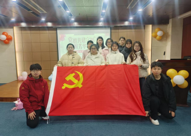 永利集团yl6809党总支开展“党群共建守初‘兴’，巾帼芳华映非遗”志愿者活动