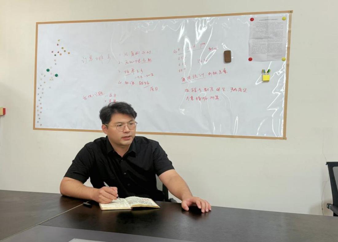 从新华学子到企业厂长：田豪杰的成长与创业之路